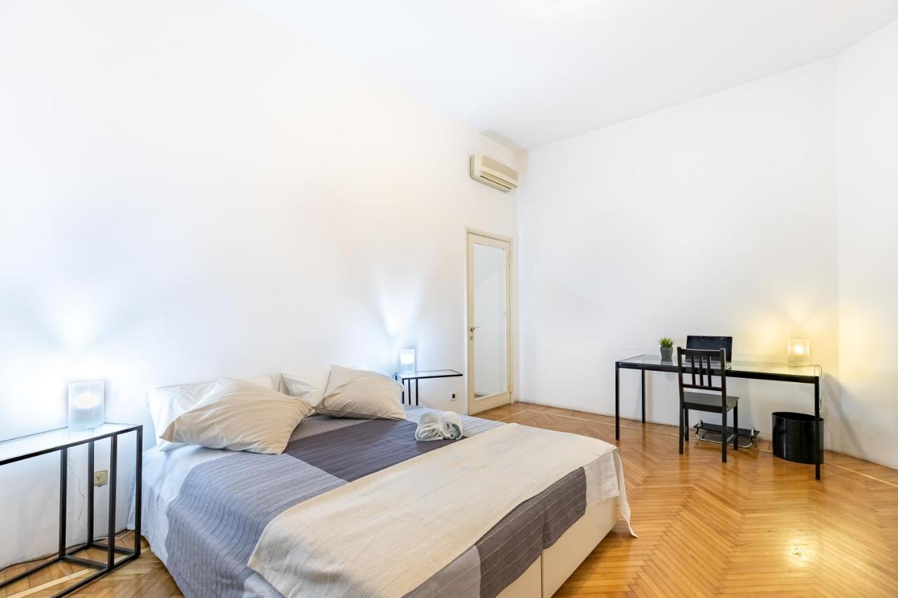 Appartamento Pacini - Affitti Brevi Italia Milan Exterior photo